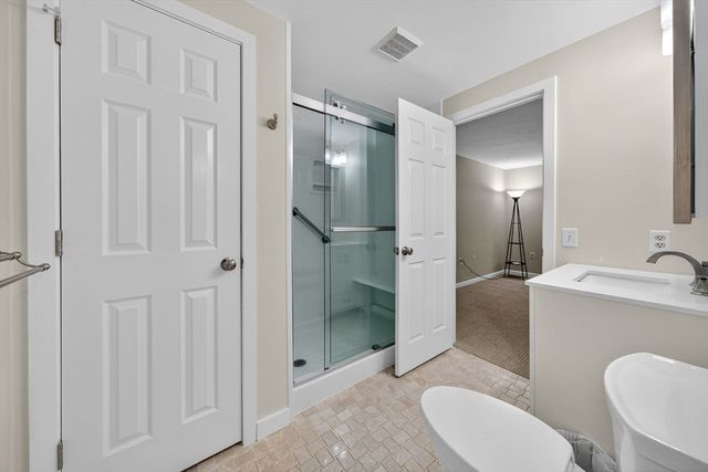 90 Westcliff Dr 90, Plymouth, MA 02360