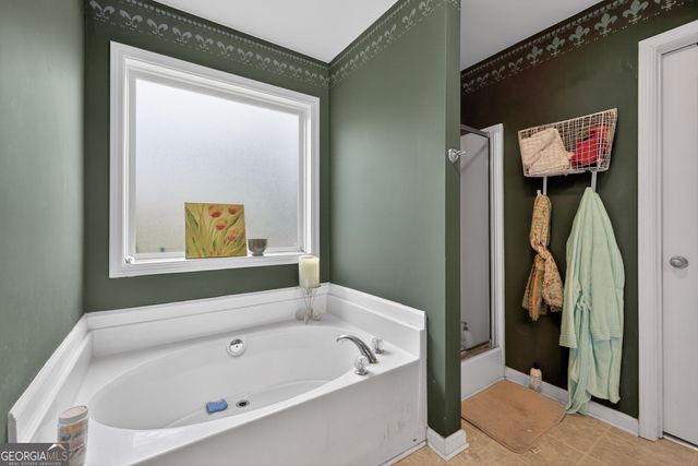 1221 Bridge Crest Drive, Winder, GA 30680