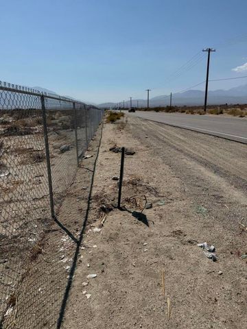 10 Dillon Road, Desert Hot Springs, CA 92241