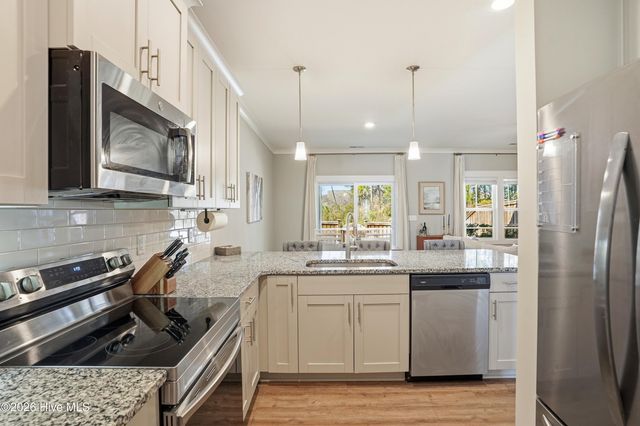 7405 Springwater Drive, Wilmington, NC 28411