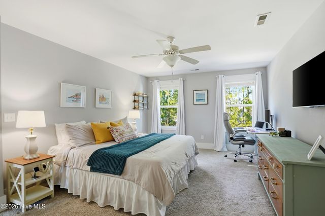 7405 Springwater Drive, Wilmington, NC 28411