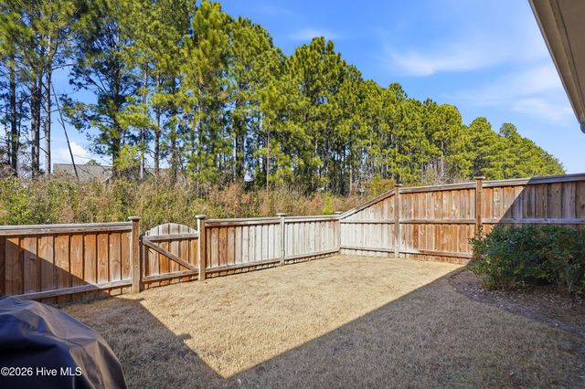 7405 Springwater Drive, Wilmington, NC 28411