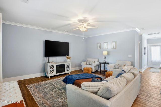 7405 Springwater Drive, Wilmington, NC 28411