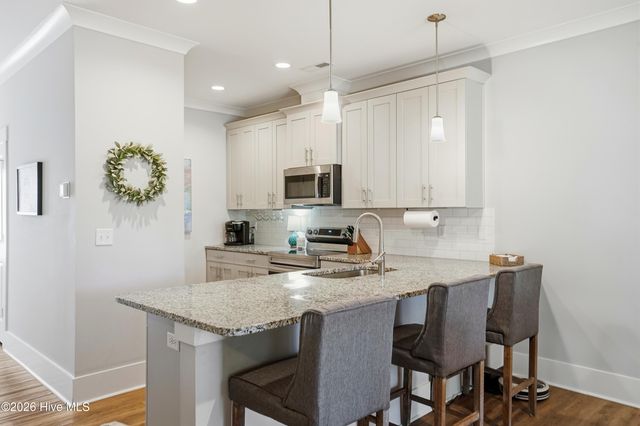 7405 Springwater Drive, Wilmington, NC 28411