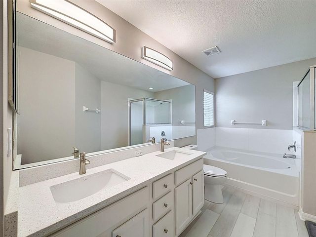 7848 MERCHANTVILLE CIR, Zephyrhills, FL 33540