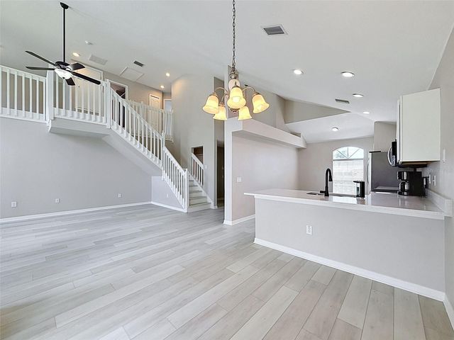 7848 MERCHANTVILLE CIR, Zephyrhills, FL 33540