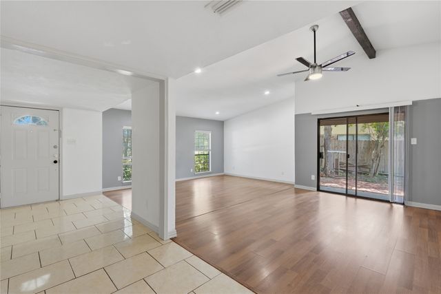 3517 Knoll Point Drive, Garland, TX 75043