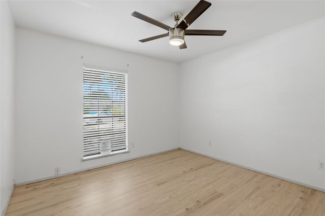 3517 Knoll Point Drive, Garland, TX 75043