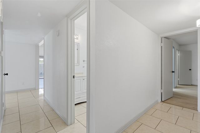 3517 Knoll Point Drive, Garland, TX 75043