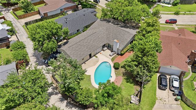 3517 Knoll Point Drive, Garland, TX 75043