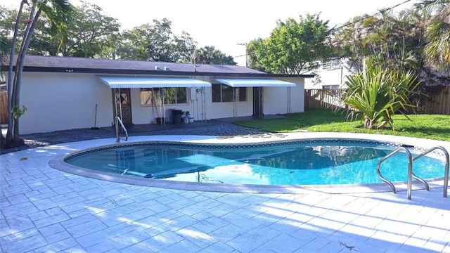 5210 NE 14th Way, Fort Lauderdale, FL 33334