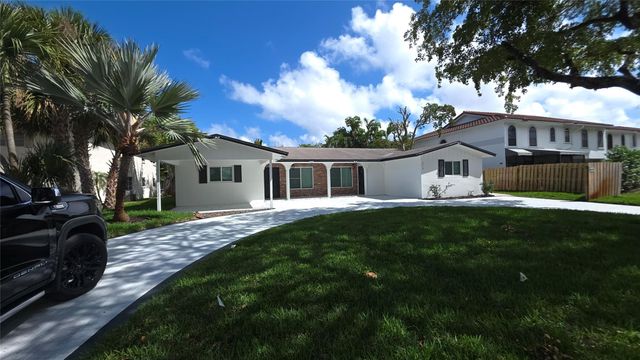 5210 NE 14th Way, Fort Lauderdale, FL 33334