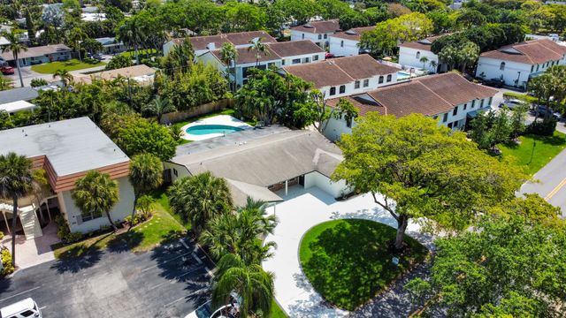 5210 NE 14th Way, Fort Lauderdale, FL 33334