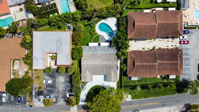 5210 NE 14th Way, Fort Lauderdale, FL 33334