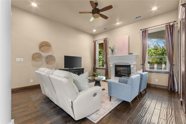 4921 Dogwood Street, Flower Mound, TX 75028
