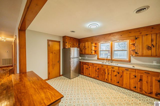 1731 E US Hwy 68E, Benton, KY 42025