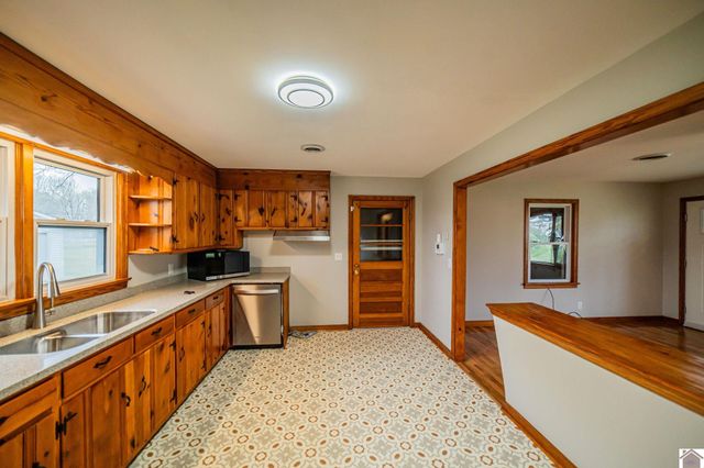 1731 E US Hwy 68E, Benton, KY 42025