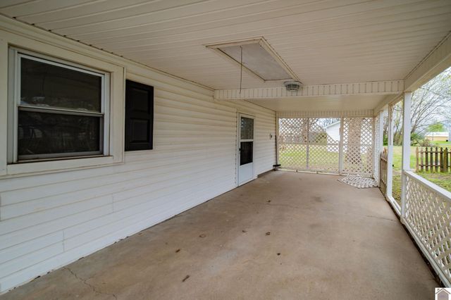 1731 E US Hwy 68E, Benton, KY 42025