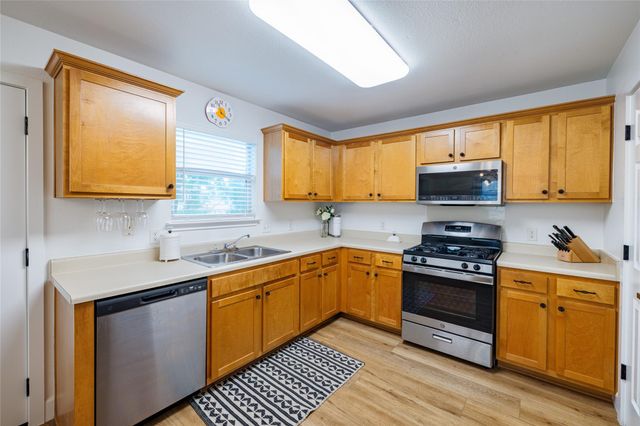 1130 Sundrop PL, Round Rock, TX 78665