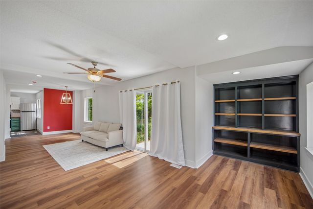 1009 27th Street, Des Moines, IA 50311