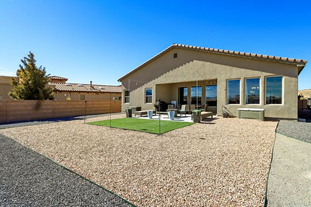 3032 Vatapa Road NE, Rio Rancho, NM 87144