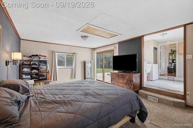 4401 Louella Drive, Waterford, MI 48329