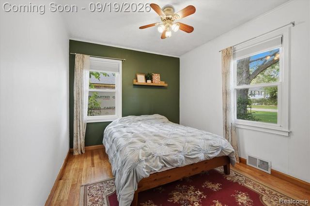 4401 Louella Drive, Waterford, MI 48329