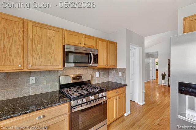 1175 Deer Creek Trail, Grand Blanc, MI 48439