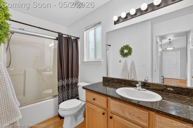 1175 Deer Creek Trail, Grand Blanc, MI 48439