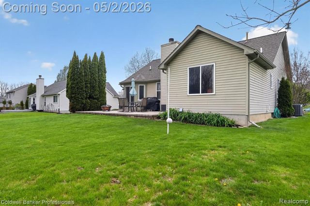 1175 Deer Creek Trail, Grand Blanc, MI 48439