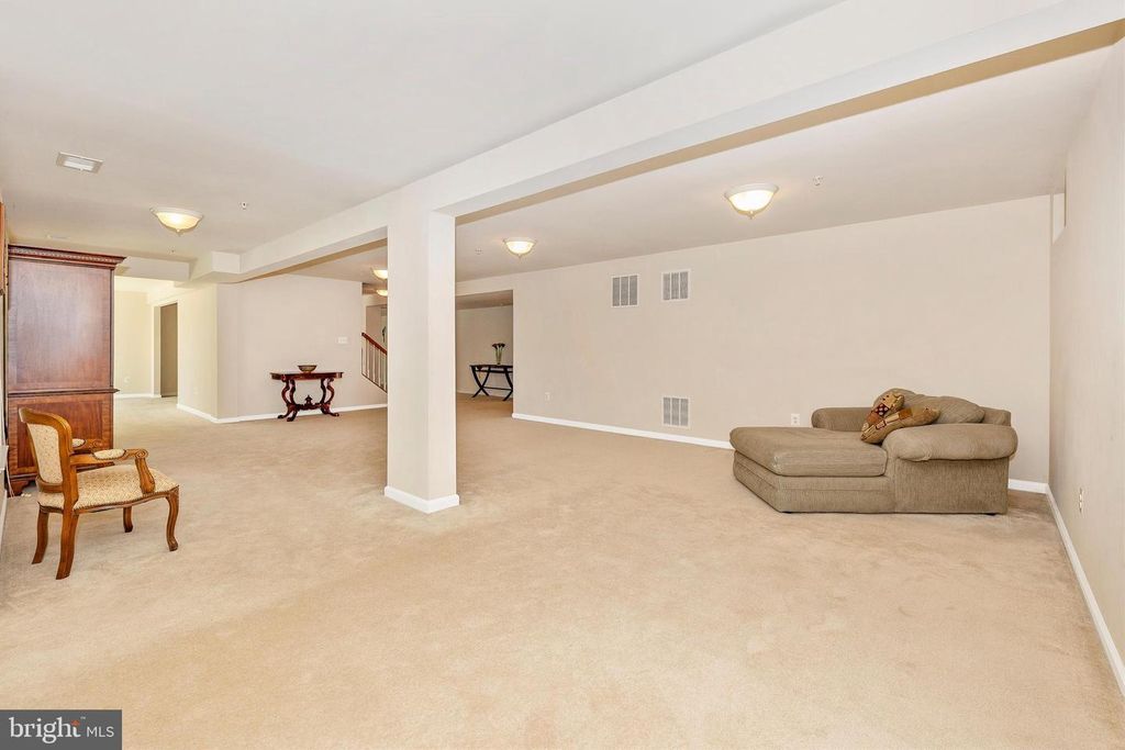 9743 WYNDHAM DR, Frederick, MD 21704