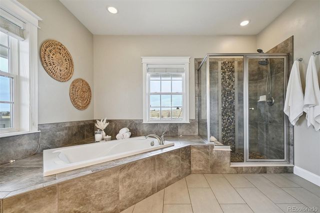 8741 E 33rd Avenue, Denver, CO 80238