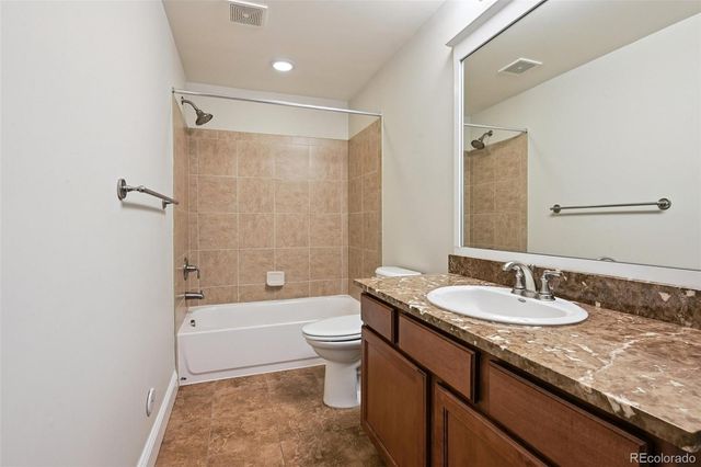 8741 E 33rd Avenue, Denver, CO 80238