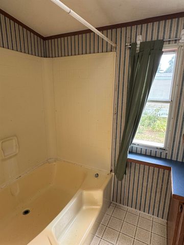 18 Springbrook Street, Hinsdale, NH 03451