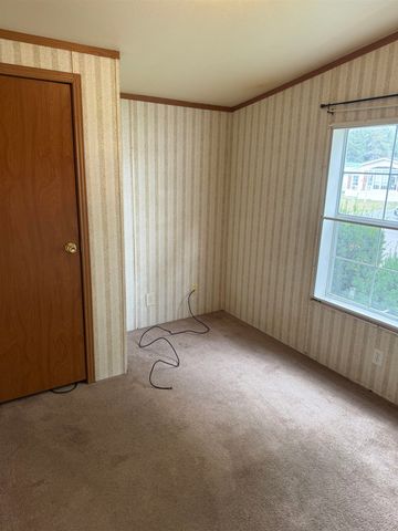 18 Springbrook Street, Hinsdale, NH 03451