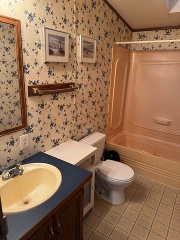 18 Springbrook Street, Hinsdale, NH 03451