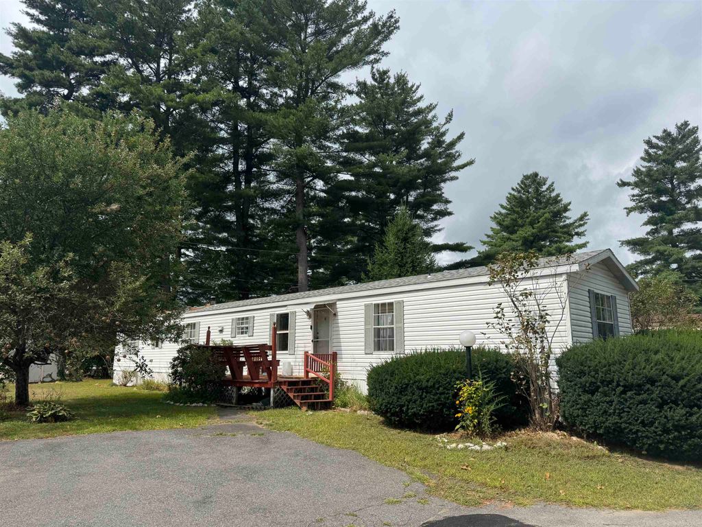 18 Springbrook Street, Hinsdale, NH 03451