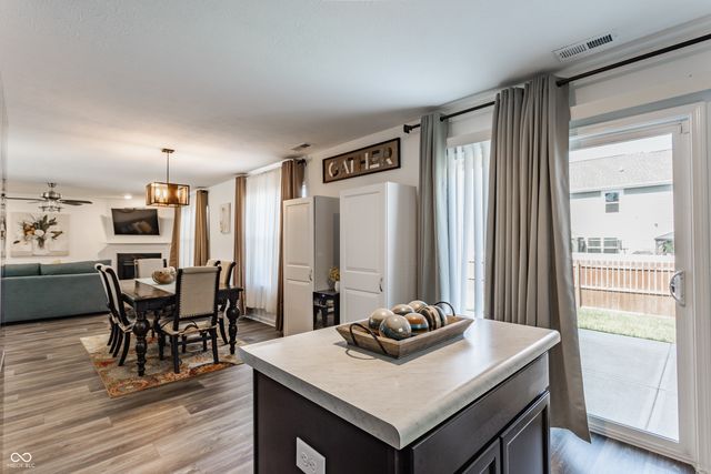 5794 Cherrywood Lane, Mccordsville, IN 46055