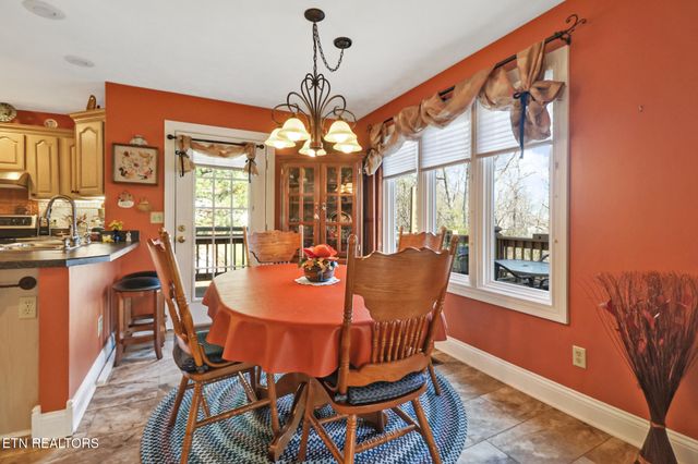 222 Amherst Lane, Crossville, TN 38558