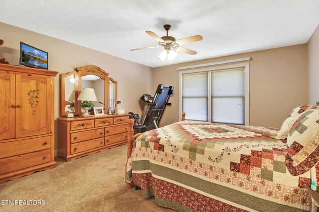 222 Amherst Lane, Crossville, TN 38558