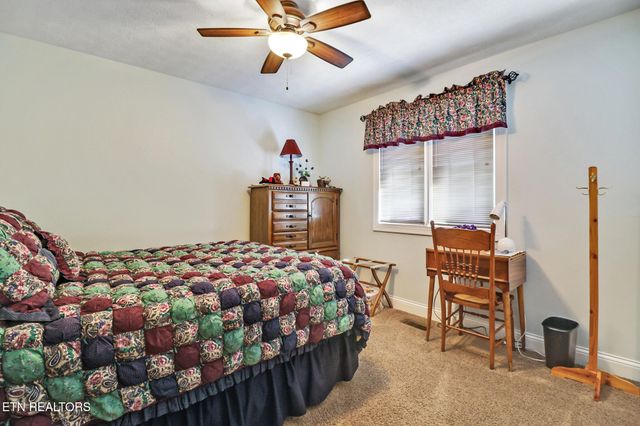 222 Amherst Lane, Crossville, TN 38558