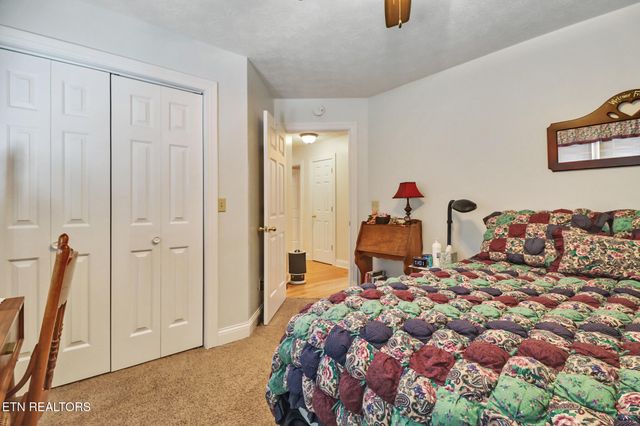 222 Amherst Lane, Crossville, TN 38558