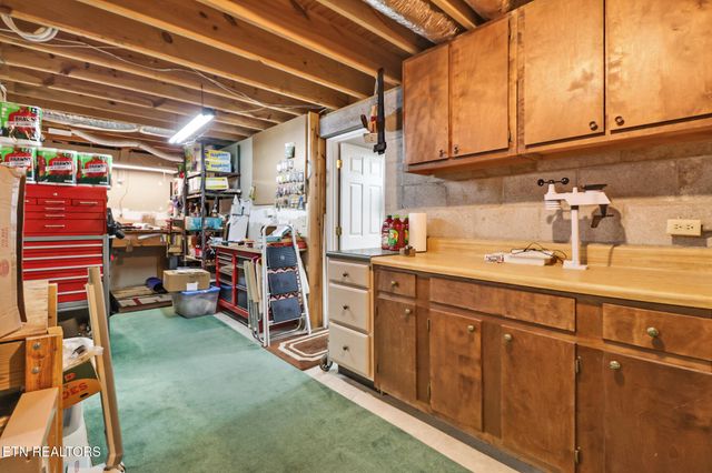 222 Amherst Lane, Crossville, TN 38558