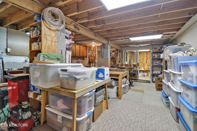 222 Amherst Lane, Crossville, TN 38558