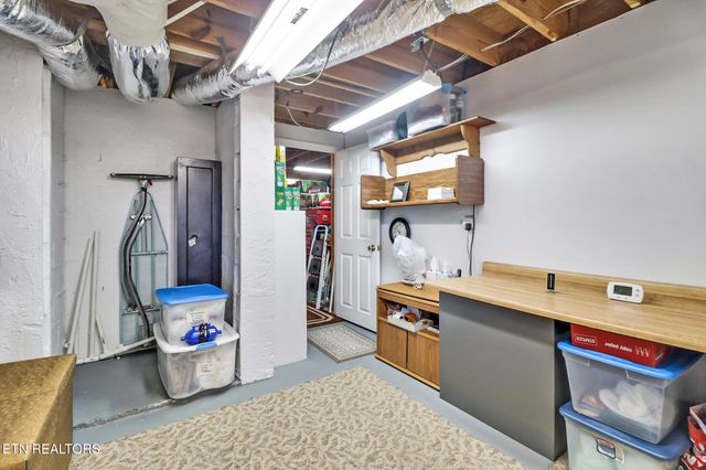 222 Amherst Lane, Crossville, TN 38558