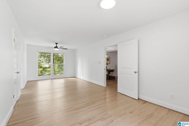 1078 CREST ROAD, Leeds, AL 35094