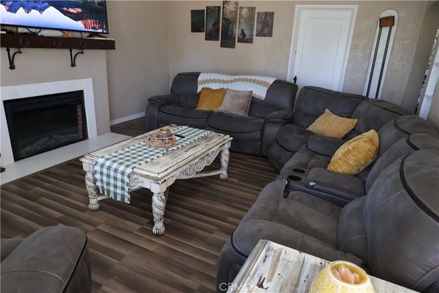 409 4th St., Corning, CA 96021