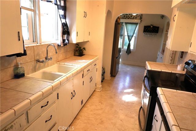 409 4th St., Corning, CA 96021