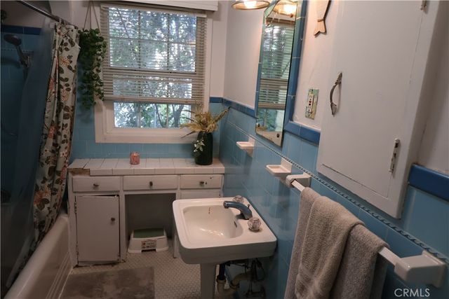 409 4th St., Corning, CA 96021
