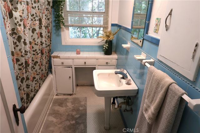 409 4th St., Corning, CA 96021